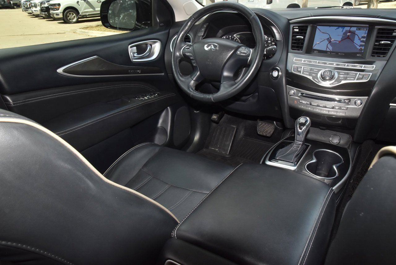 Used 2019 INFINITI QX60 Luxe w/ Essential Package FWD image 16