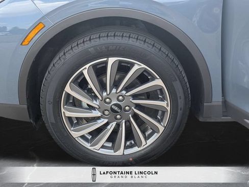 Certified 2023 Lincoln Corsair Reserve w/ Equipment Group 201A AWD/4WD image 33