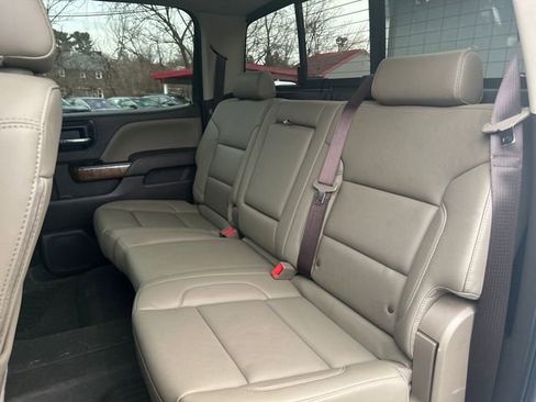 Used 2018 GMC Sierra 1500 SLT image 25