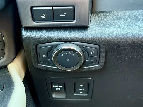 Used 2020 Ford Expedition Platinum AWD/4WD image 26