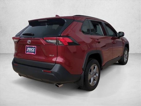 Certified 2025 Toyota RAV4 XLE FWD image 5
