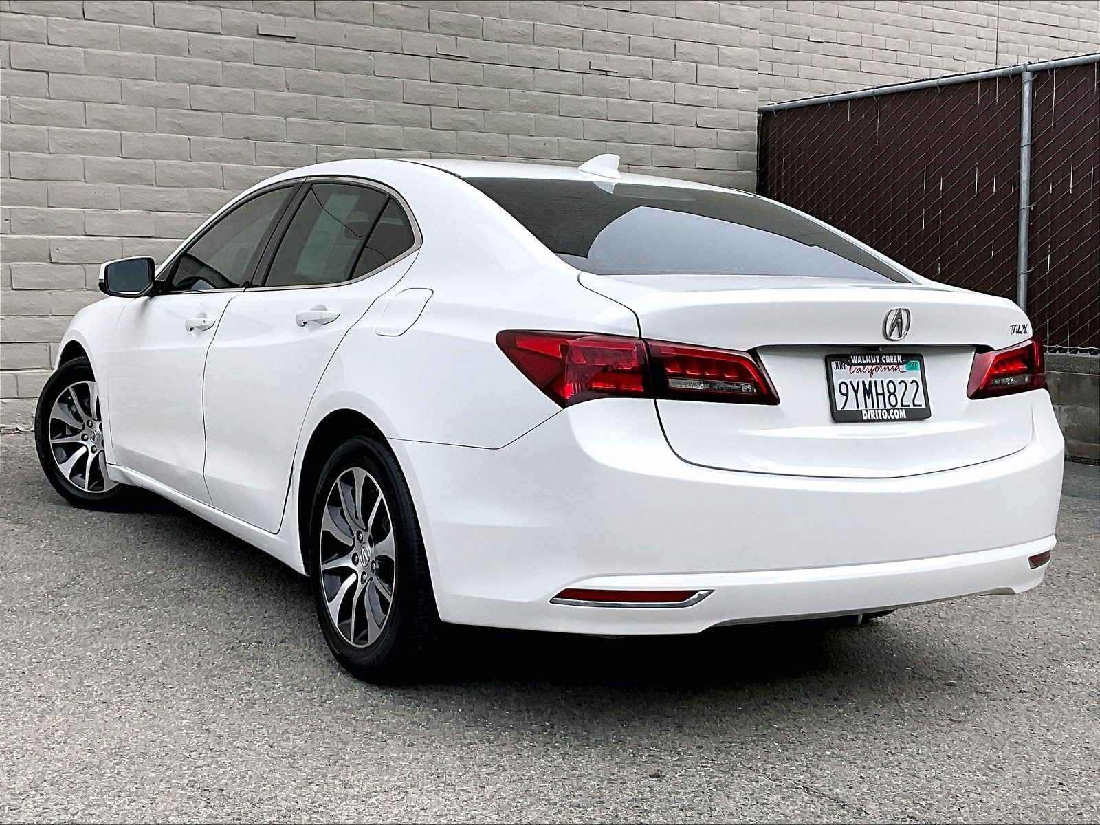 Used 2016 Acura TLX FWD image 10