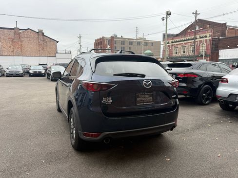 Used 2017 MAZDA CX-5 Touring w/ Preferred Equipment Package image 4