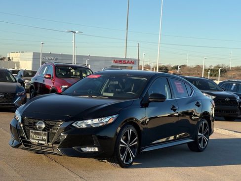 Certified 2023 Nissan Sentra SR image 3