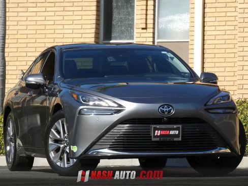 Used 2023 Toyota Mirai w/ Advanced Technology Package RWD image 5