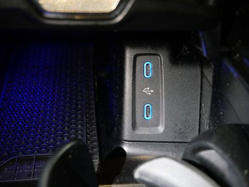 Used 2023 Mercedes-Benz GLC 300 4MATIC image 22