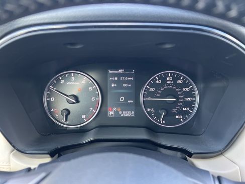 Used 2021 Subaru Outback Premium image 11