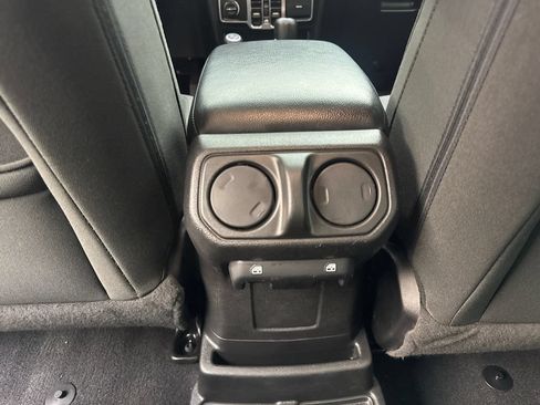 Used 2023 Jeep Wrangler Unlimited AWD/4WD image 73