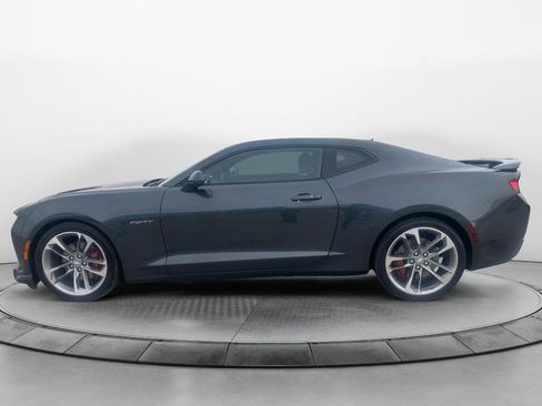 Used 2017 Chevrolet Camaro SS image 2