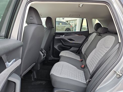 New 2026 Volkswagen Tiguan S FWD image 10