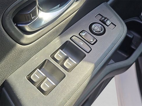 Certified 2023 Honda Pilot Sport image 24