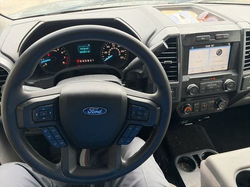 Used 2018 Ford F150 XLT RWD image 4