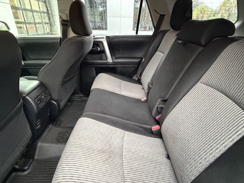Used 2019 Toyota 4Runner SR5 AWD/4WD image 33