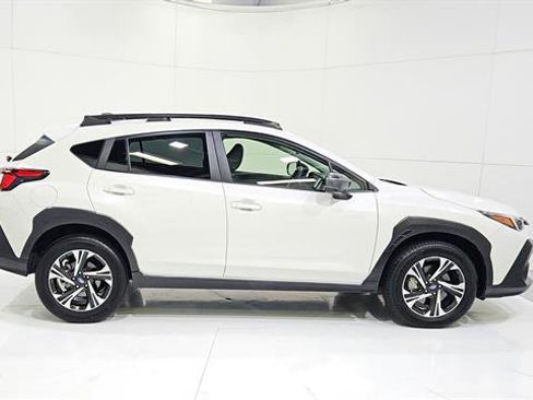 Used 2025 Subaru Crosstrek 2.0i Premium AWD/4WD image 9