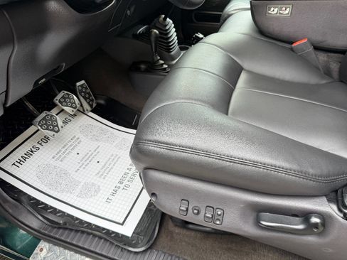 Used 2001 Dodge Ram 2500 Truck 4x4 Quad Cab image 32