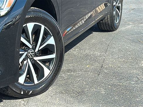 Used 2024 Volkswagen Jetta S image 3