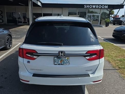 Used 2024 Honda Odyssey Touring image 9