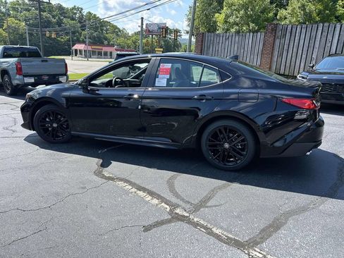 New 2026 Toyota Camry SE FWD image 6