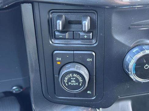 Used 2022 Ford F150 XLT w/ Equipment Group 302A High image 19