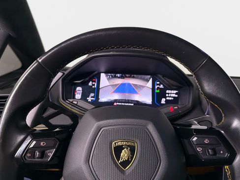 Used 2023 Lamborghini Huracan EVO RWD image 35