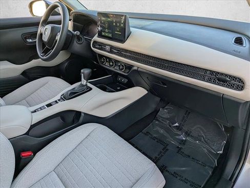 Certified 2026 Honda HR-V LX image 19