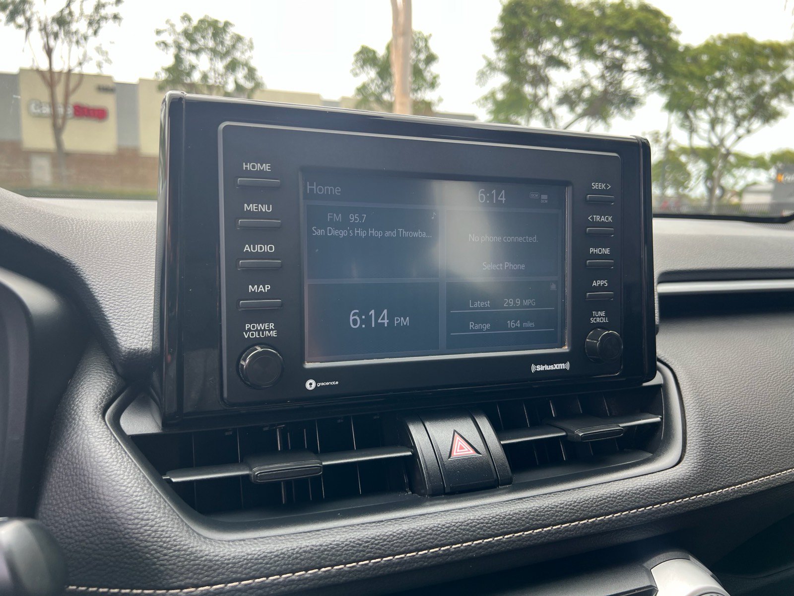 Used 2021 Toyota RAV4 XLE FWD image 17