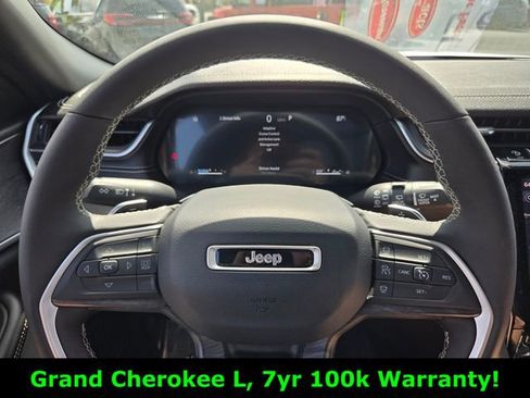 Certified 2024 Jeep Grand Cherokee L Limited w/ Luxury Tech Group II image 28
