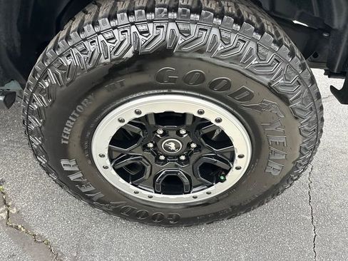 Used 2022 Ford Bronco Badlands w/ Sasquatch Package image 25