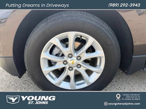 Used 2020 Chevrolet Equinox LT w/ Driver Convenience Package FWD image 9