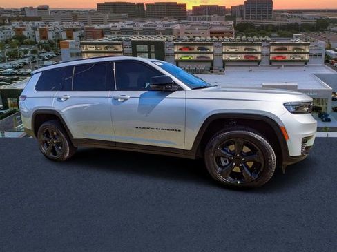 New 2025 Jeep Grand Cherokee L Limited w/ Black Appearance Package RWD image 1