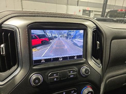 Used 2021 Chevrolet Silverado 1500 LTZ w/ Z71 Off-Road Package AWD/4WD image 15