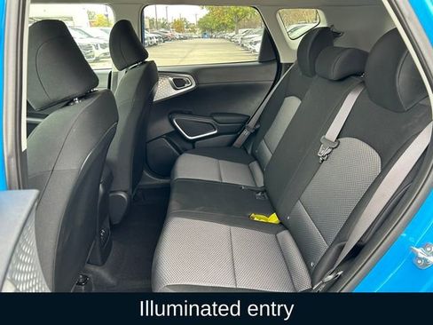 Used 2025 Kia Soul S image 18