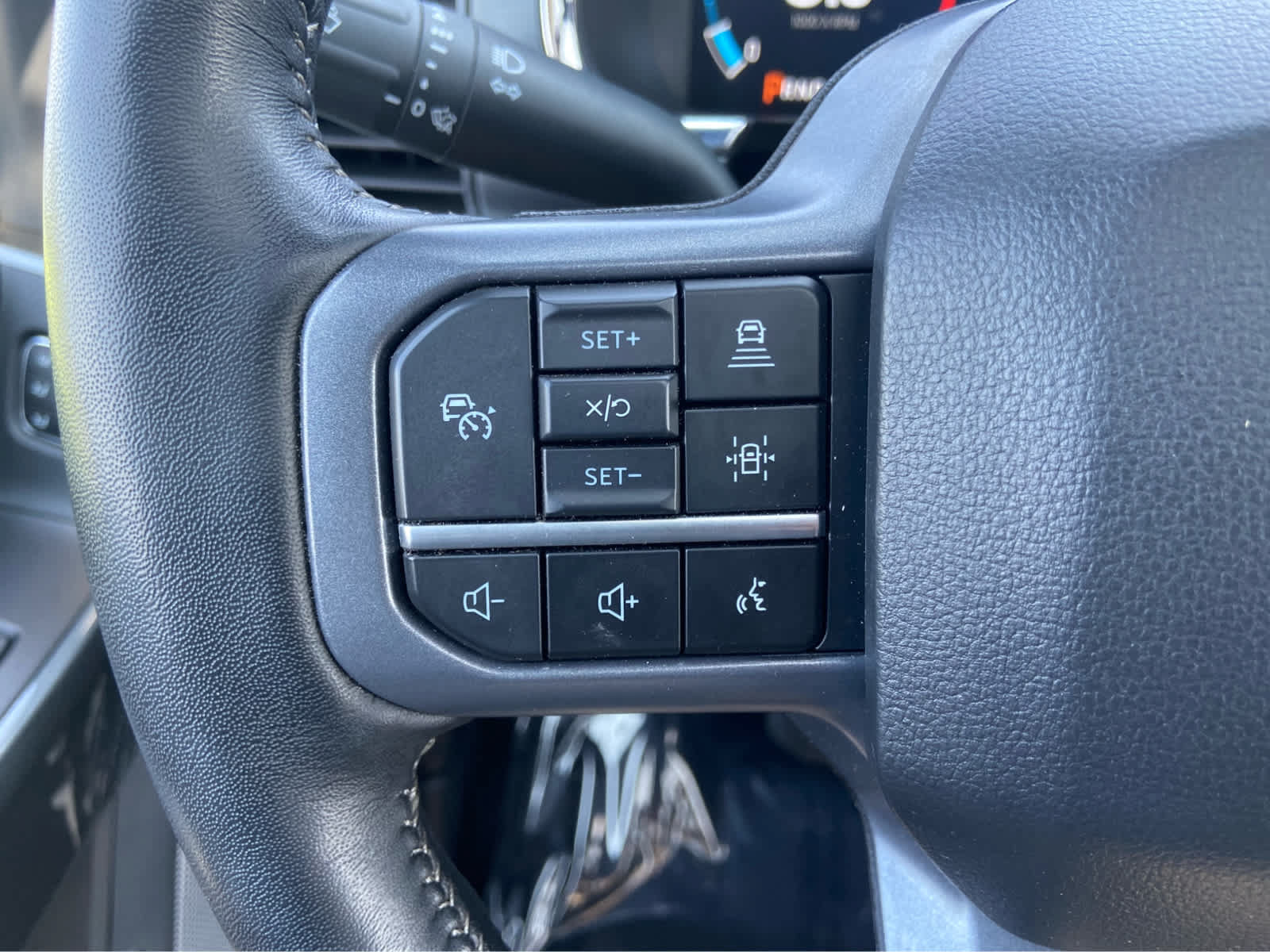 Used 2023 Ford F150 Lariat w/ Equipment Group 502A High AWD/4WD image 21