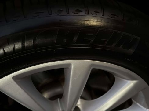 Used 2016 BMW 740i image 48