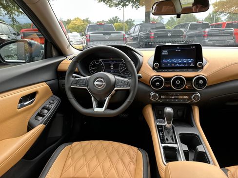 New 2025 Nissan Sentra SV w/ SV Premium Package image 22