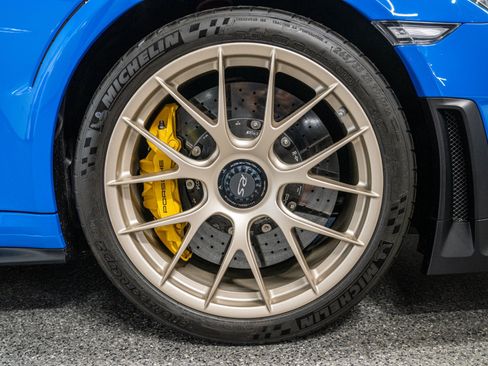 Used 2018 Porsche 911 GT2 RS RWD image 43