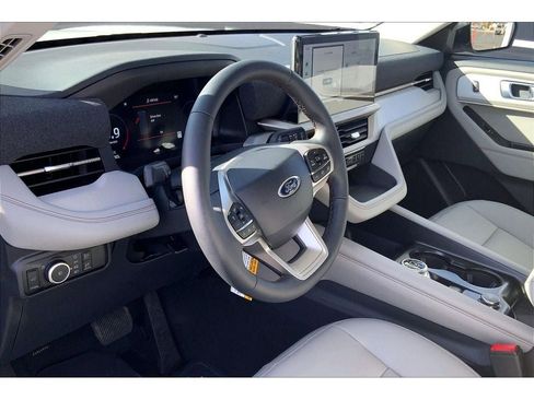 New 2026 Ford Explorer Active w/ Active Comfort Package image 21