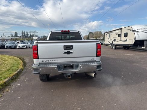 Used 2018 Chevrolet Silverado 2500 LTZ w/ Duramax Plus Package image 7