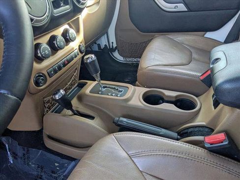 Used 2015 Jeep Wrangler Unlimited Sahara w/ Max Tow Package image 16