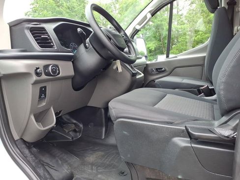 Used 2024 Ford Transit 250 Low Roof w/ Exterior Upgrade Package RWD image 11