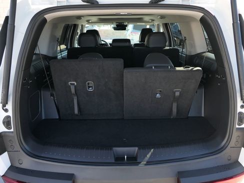 Used 2025 Hyundai Santa Fe Limited image 22