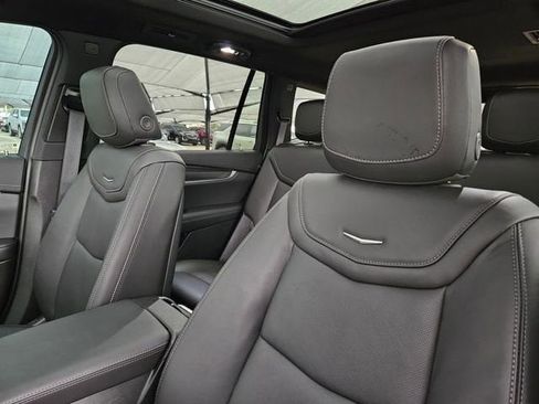 New 2025 Cadillac XT6 Sport w/ Technology Package image 12