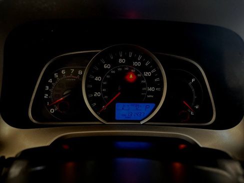 Used 2013 Toyota RAV4 LE AWD/4WD image 18