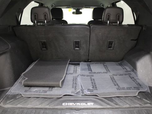 Used 2019 Chevrolet Equinox Premier image 11
