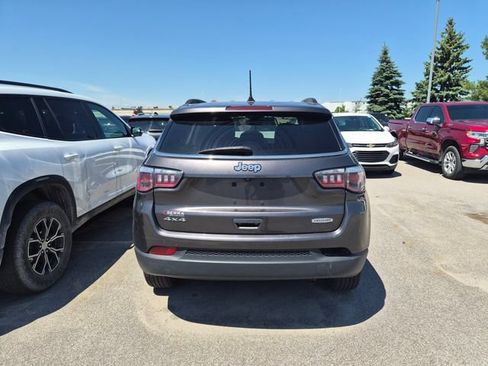 Used 2020 Jeep Compass Latitude w/ Cold Weather Group AWD/4WD image 6