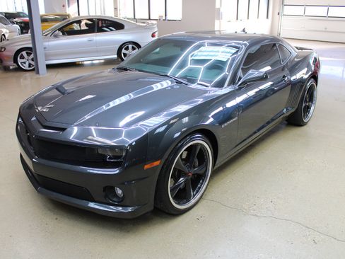 Used 2012 Chevrolet Camaro SS w/ RS Package image 14