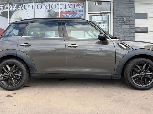 Used 2012 MINI Cooper Countryman S FWD image 2