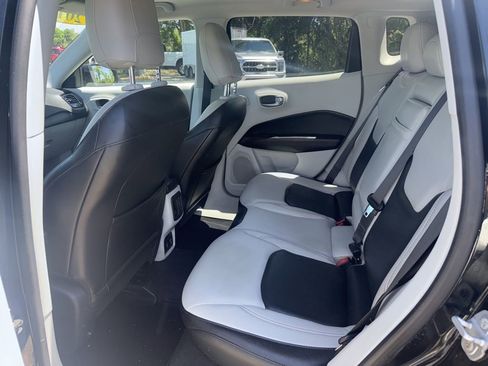 Used 2018 Jeep Compass Limited w/ Navigation Group image 5