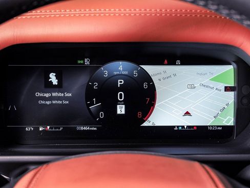 Used 2025 Land Rover Defender 110 image 21