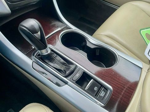 Used 2015 Acura TLX image 28